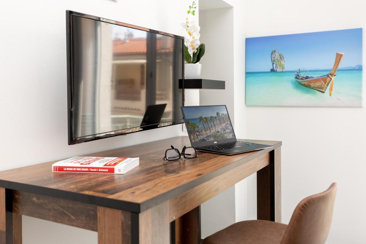 Little Phuket - Mourillon - Host Apartment Toulon Ngoại thất bức ảnh